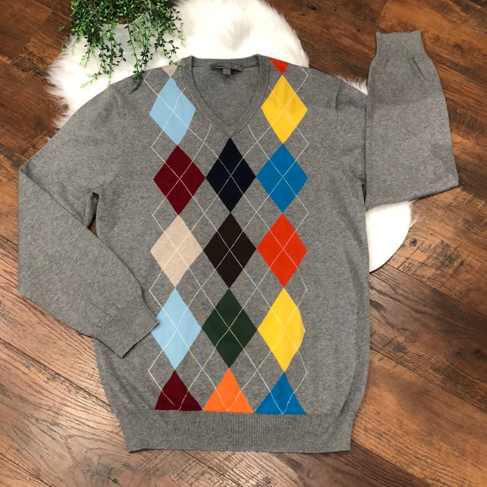 Old Navy sweater